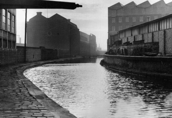Rochdale Canal near Lee house and the Ritz